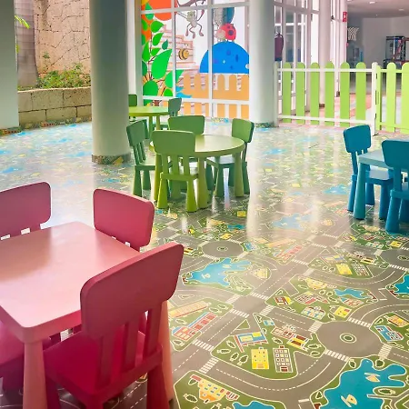 Parque Del Sol 4* אדחה