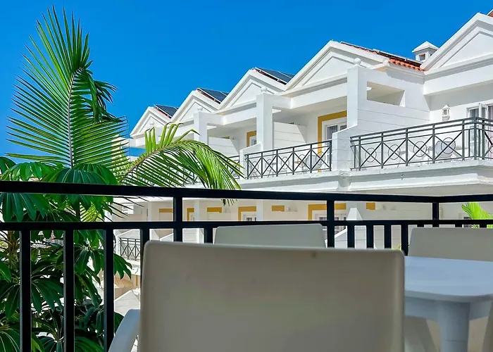 Parque Del Sol Hotel apartamentowy