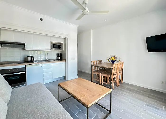 Parque Del Sol Aparthotel 3*