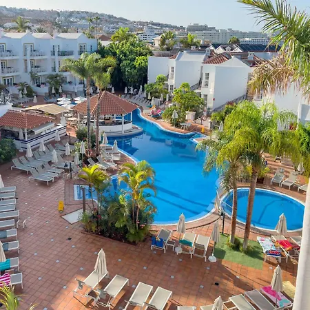 מלון דירות Parque Del Sol 4*