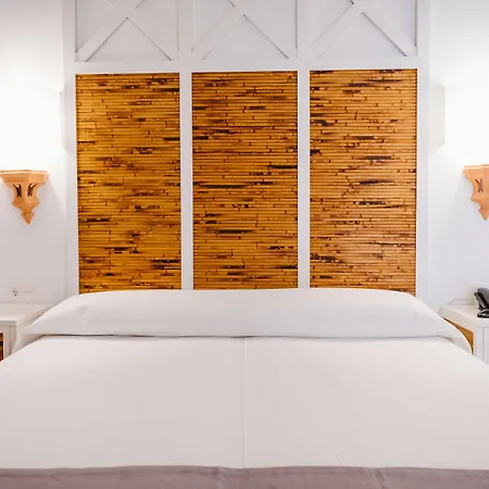 公寓式酒店 Parque Del Sol 4*