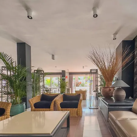 Parque Del Sol 阿德耶