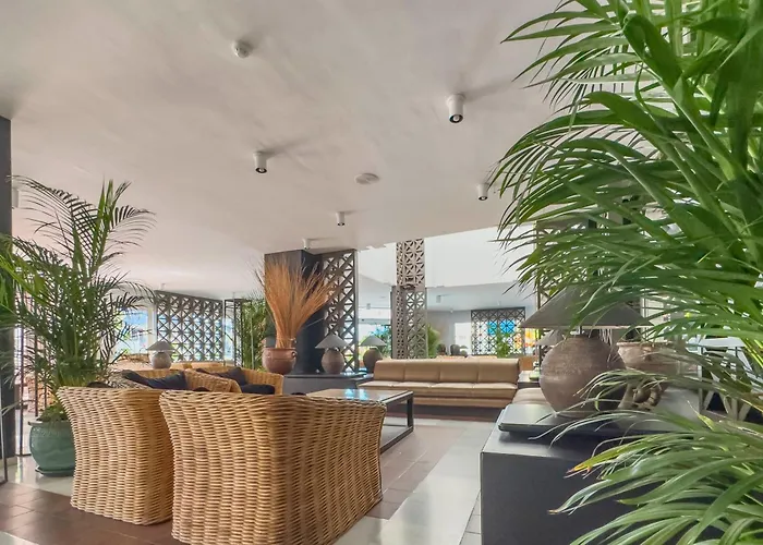 Апарт-готель Parque Del Sol