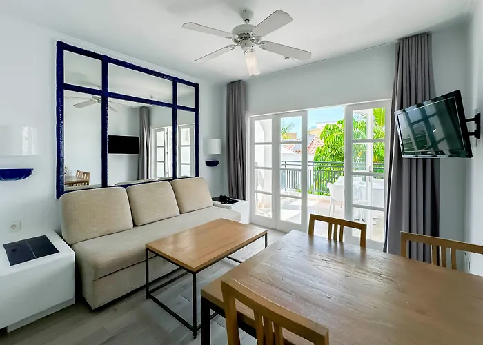 Parque Del Sol 3* Адехе