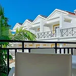 Parque Del Sol Lejlighedshotel